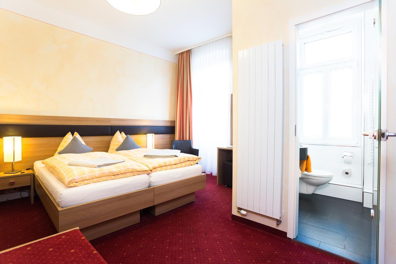 Hotel-Pension Berger Heidelberg Eksteriør billede